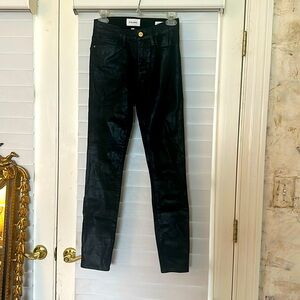 Frame like new - worn once  shiney black fabric